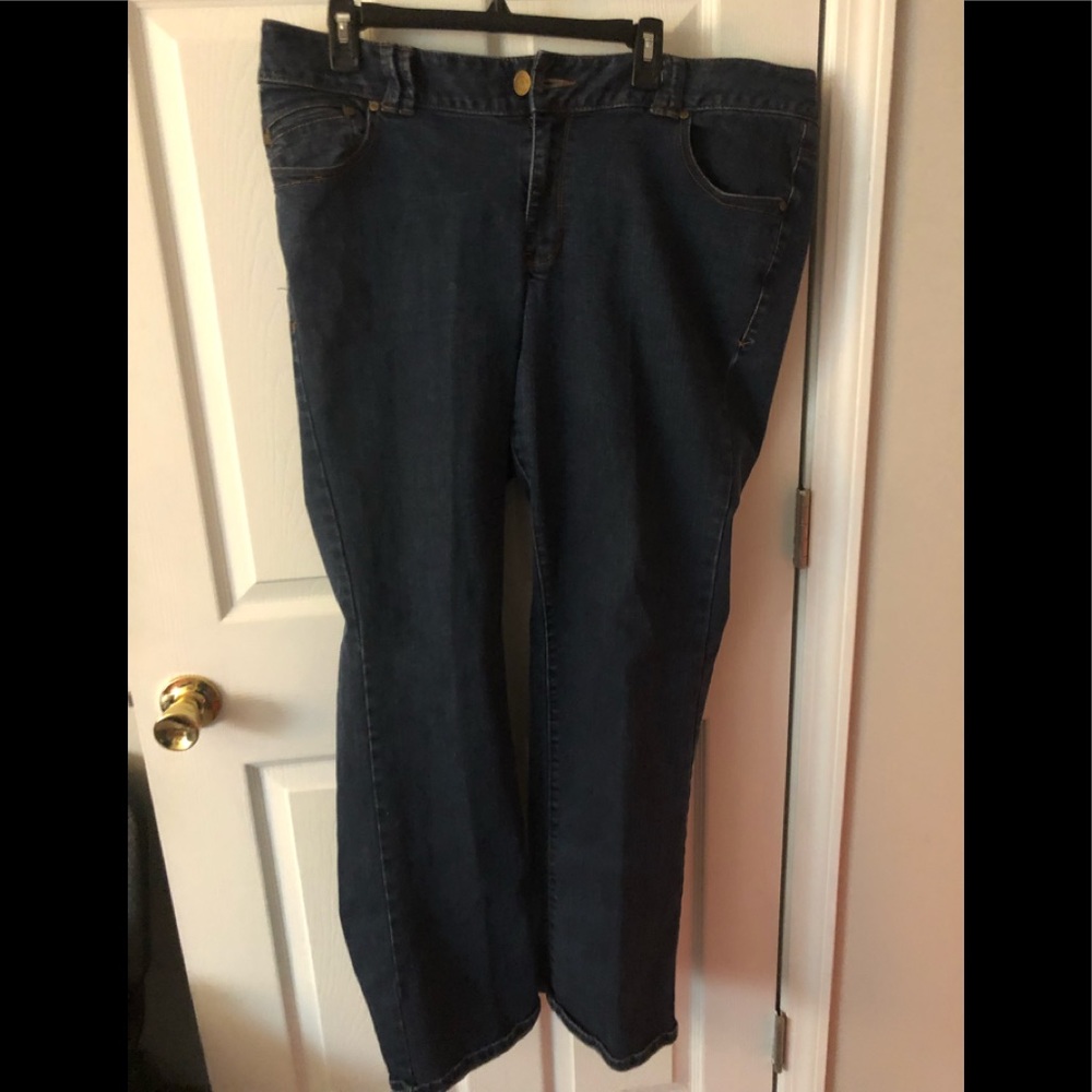 Lane Bryant Women’s Boot Cut Jeans, Plus Size 18 Average - Picture 4 of 6